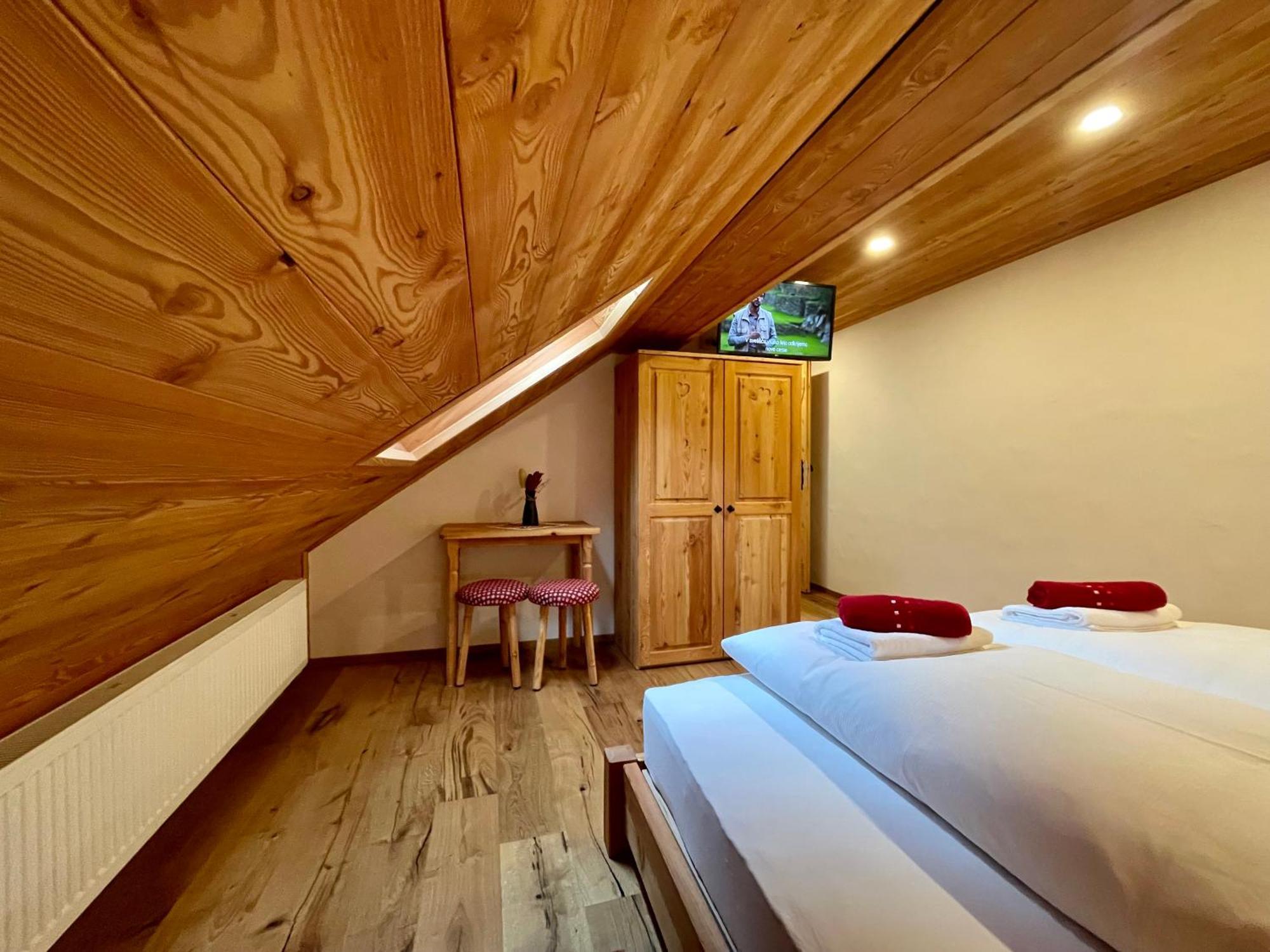 Hotel Surc Kranjska Gora Exterior foto